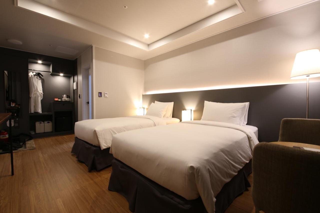 The Mains Hotel Cheonan Exterior photo